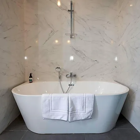 B&B L'ostreale 라 트럼블라드
